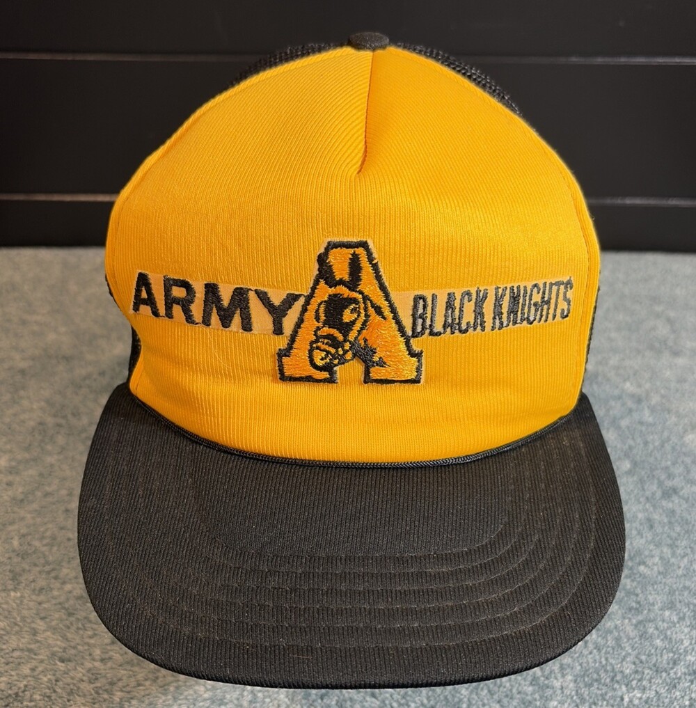 Vintage Army Black Knights Snapback Mesh Trucker Polyester Hat Black Yellow NWOT